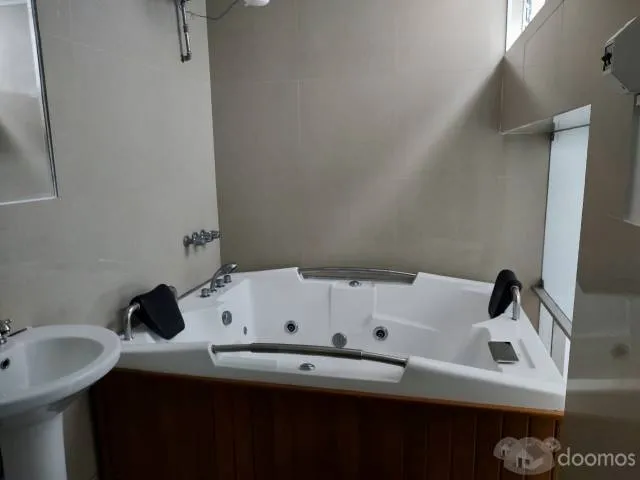 ALQUILER CASA MIRAFLORES DE  OCASIÓN — foto 4