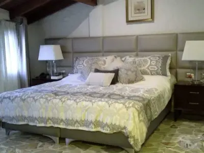 Exclusiva Residencia en La Molina: Elegancia y Comodidad en Cada Rincón