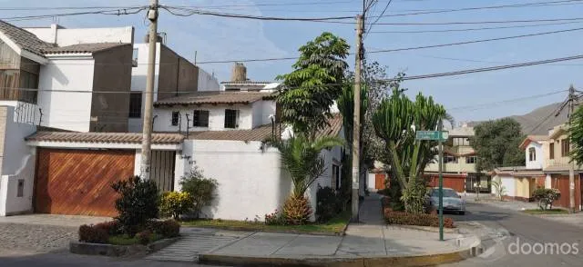 Exclusiva Residencia en La Molina: Elegancia y Comodidad en Cada Rincón — foto 2