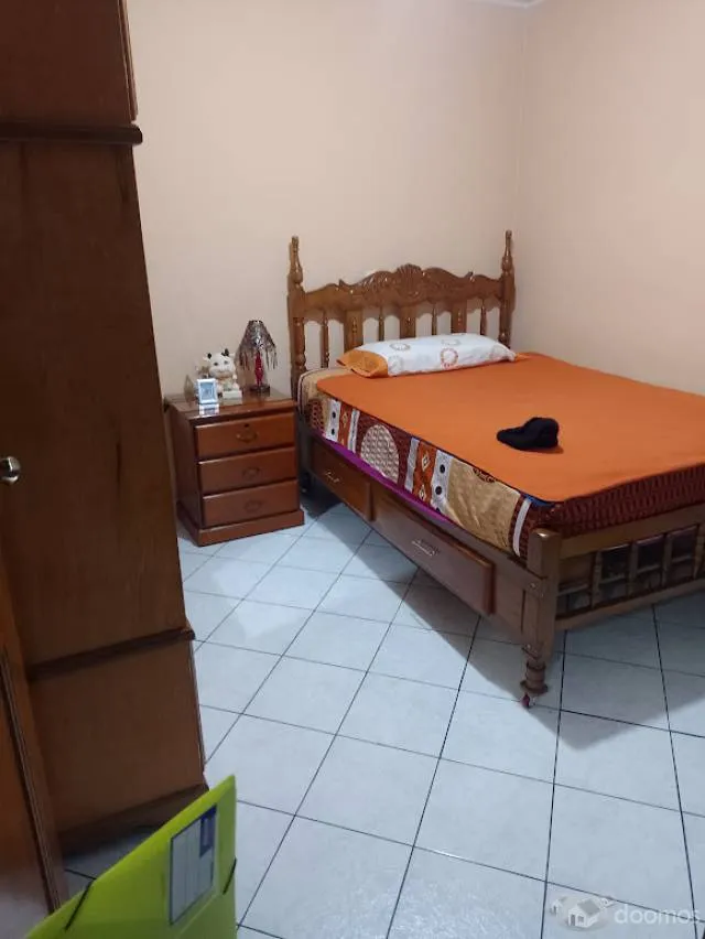 VENDO HERMOSA CASA DE 3 PISOS, ESPALDA DE BBVV AV.BELAUNDE Y AV. TUPAC AMARU - COMAS — foto 4