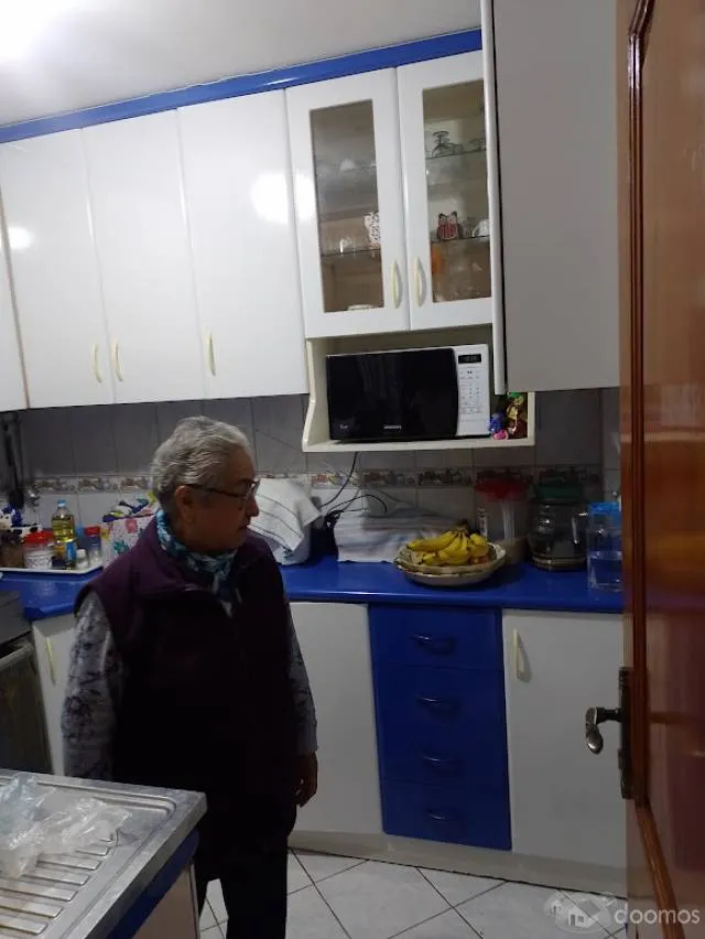 VENDO HERMOSA CASA DE 3 PISOS, ESPALDA DE BBVV AV.BELAUNDE Y AV. TUPAC AMARU - COMAS — foto 8