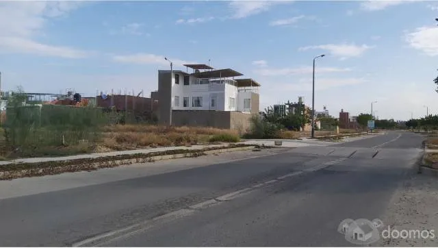 Oportunidad venta terreno 200 m2 en esquina y castado de parque 65000 USD Boulevard Park Plaza — foto 4
