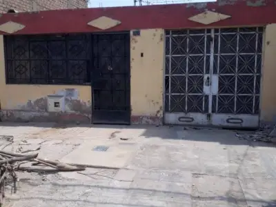 Venta de casa como terreno en San Juan de Lurigancho