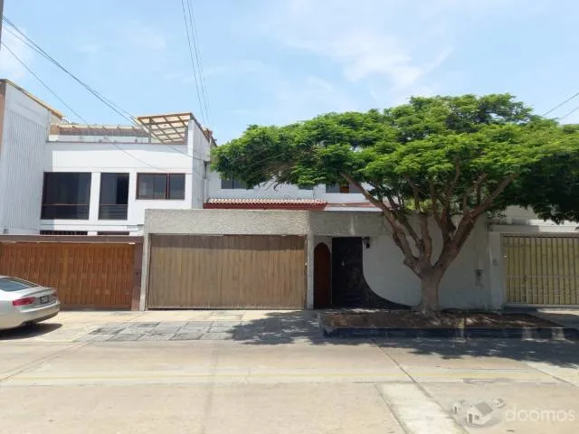 Venta amplia casa San Borja Sur al precio mas bajo del mercado /NO CORREDORES — foto 2