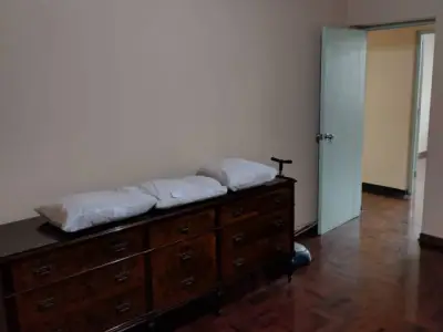VENTA DE DEPARTAMENTO DE 115 MTS  CON DOS ASCENSORES Y 2 COCHERAS TECHADAS