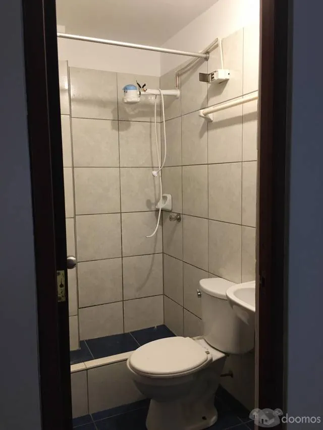 Se alquila departamento en segundo piso en Villa El Salvador frente a parque concurrido y cancha de grass — foto 4