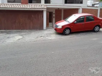 Oportunidad amplia casa en Rinconada del Lago La Molina