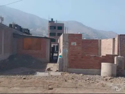 terreno de 300 metros cuadrados con luz conexion de agua y gas - semi construido