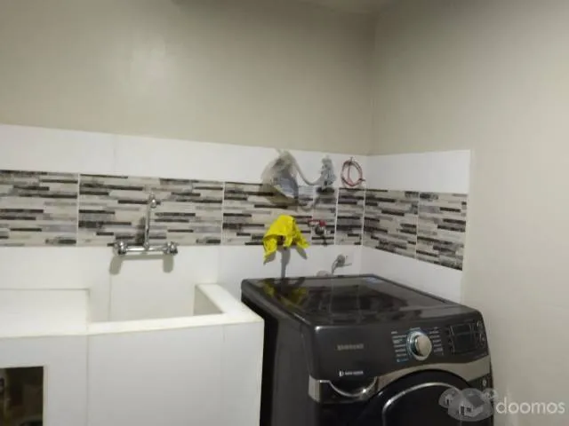 LINDA CASA EN SURCO FRENTE A PARQUE — foto 8