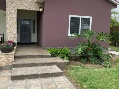 SE ALQUILA CASA  AMOBLADA Y EQUIPADA EN SUNAMPE- CHINCHA