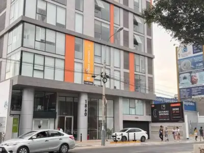 VENTA DE OFICINA EN ESTRENO