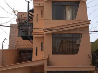 Alquilo minidepartamento en Urb. El Pinar - Comas