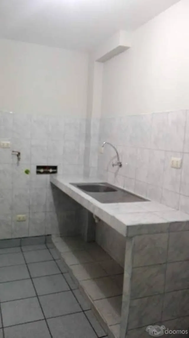 Alquilo minidepartamento en Urb. El Pinar - Comas — foto 4