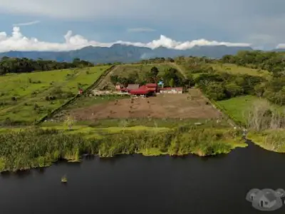 ¡OPORTUNIDAD! – TERRENO CON CASA DE CAMPO DE OCASIÓN – LAGUNA RICURICOCHA