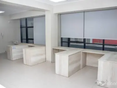 Oficina en Santa Anita, Lima con acabados de lujo