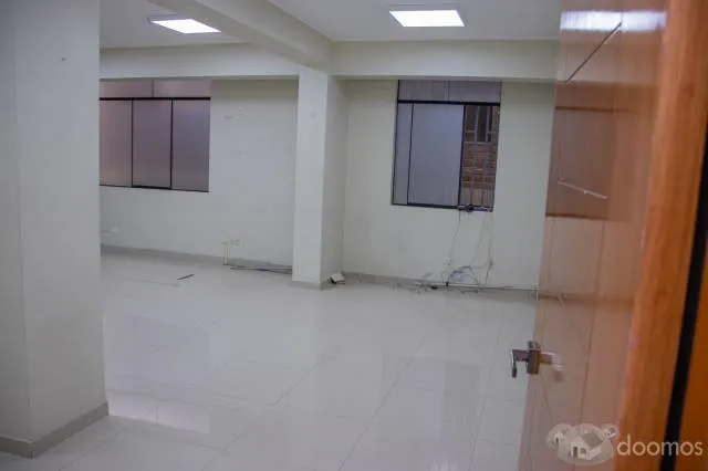 Oficina en Santa Anita, Lima con acabados de lujo — foto 7