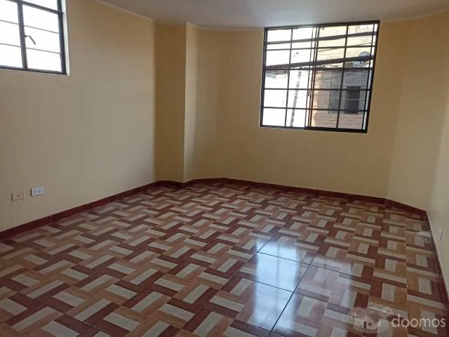 Vendo Bonito Departamento En Azcarrunz San Juan de Lurigancho A Una Cuadra Del Mall Y Estación Piramide 85 M2 3 dormitorios — foto 8