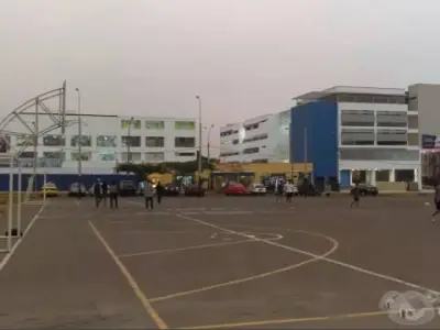 Se remata stand comercial en el mercado Los Próceres - Santiago de Surco