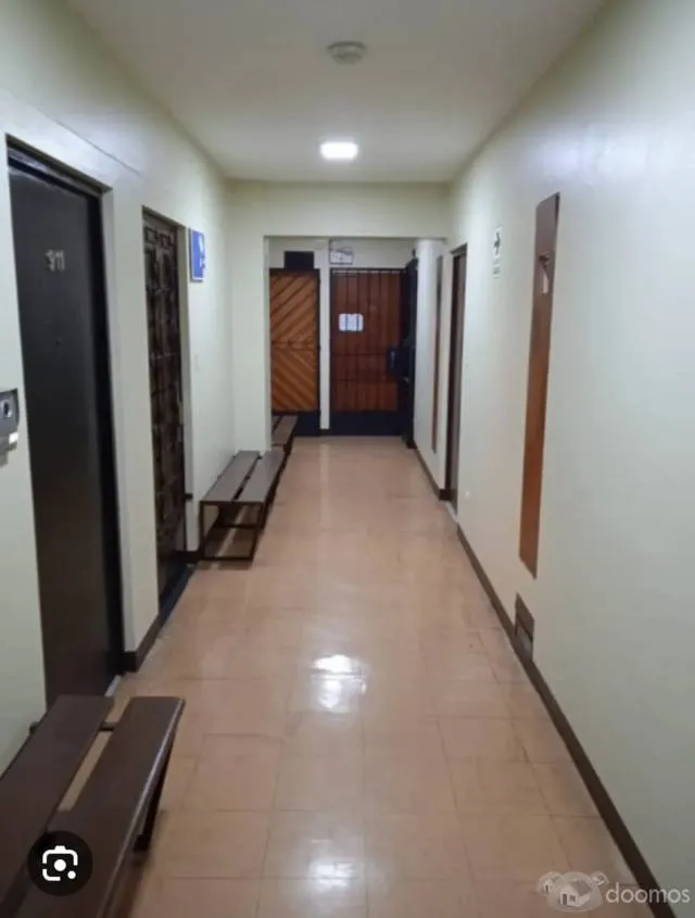 VENDO BONITA OFICINA EN AV. GARZON DE JESUS MARIA DE 18m2 DESOCUPADO CON VISTA INTERIOR A LA IGLESIA SAN JOSE - 5