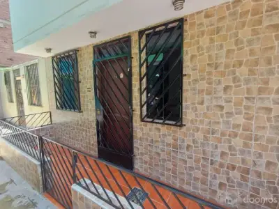 REMATO CASA DE 3 PISOS + AZOTEA USD.99,000.00.