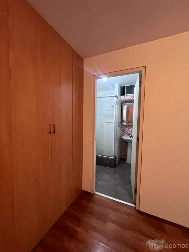 ALQUILER DE DEPARTAMENTO FRENTE A PARQUE — foto 7