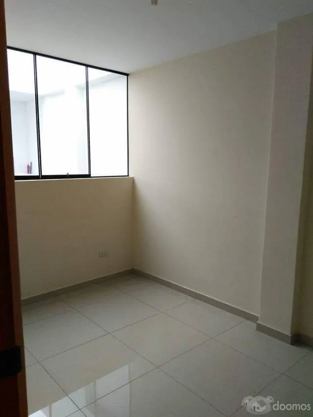 Oportunidad de Alquiler: Moderno Apartamento en Ubicación Estratégica — foto 2