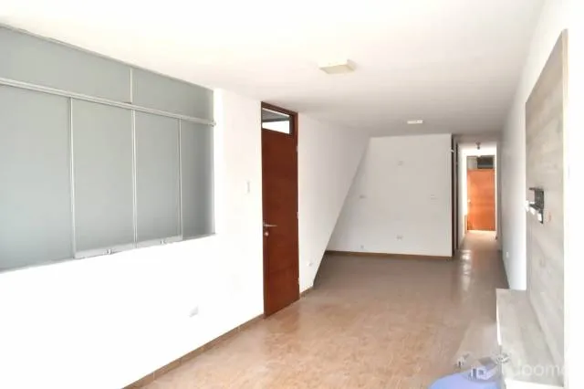 HERMOSA CASA +LOCAL COMERCIAL - 8