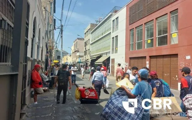 VENTA LOCAL Y/O TERRENO EN CERCADO DE LIMA - 8