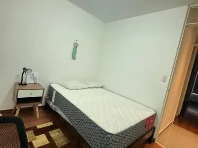 Alquiler de habitación amueblada, para mujer en Surquillo-Barrio Médico
