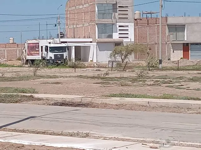 Vendo terreno de 95.95 m2 - 7