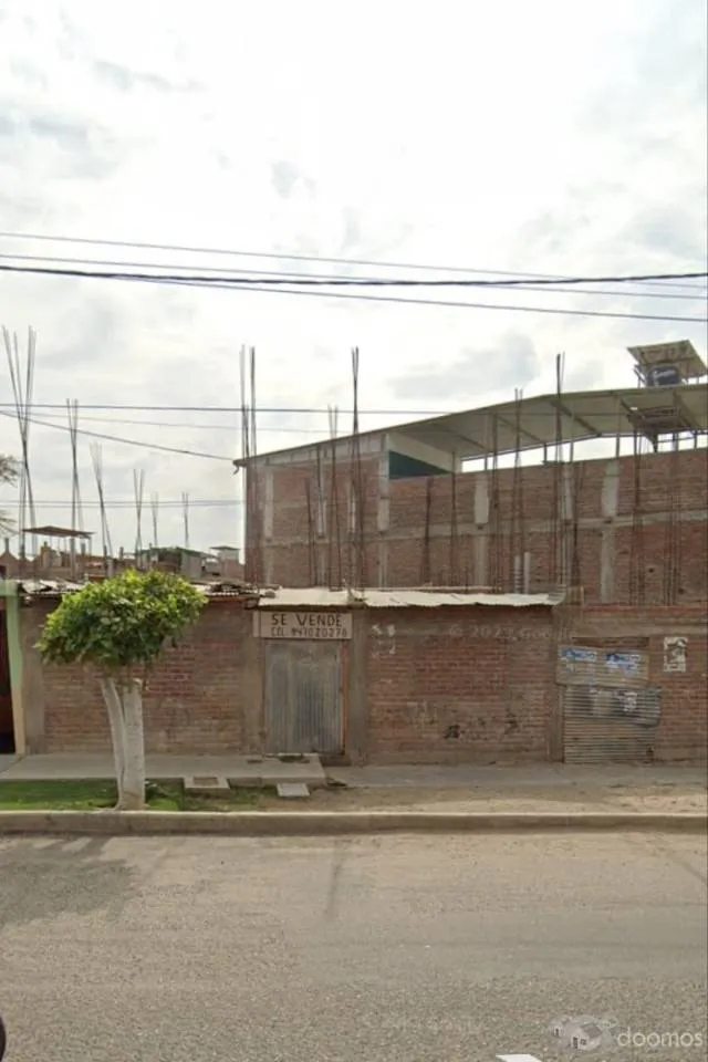 VENTA DE CASA EN ZONA CENTRICA DE SULLANA - 1