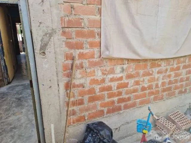 Se remata casa con ocupante precario. - 7
