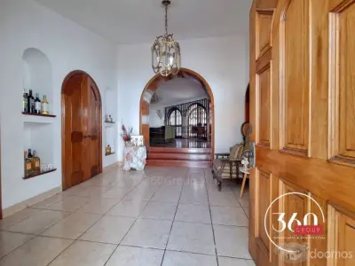 LA CASA QUE SU FAMILIA NECESITA, CERCA DEL OVALO LA FONTANA