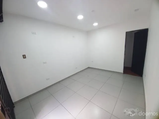 LOCAL COMERCIAL A UNA CUADRA ESTACION LOS JARDINES - SAN JUAN DE LURIGANCHO — foto 3