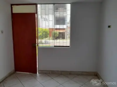 Vendo casa modificada con acabados en su interior todo de cerámica.