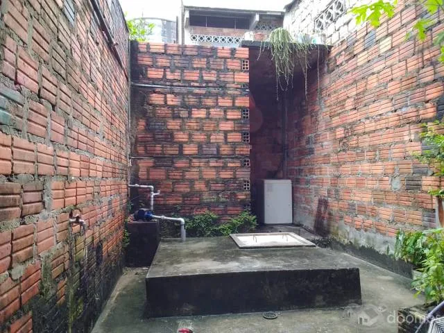 SE VENDE ESTE INMUEBLE - 6