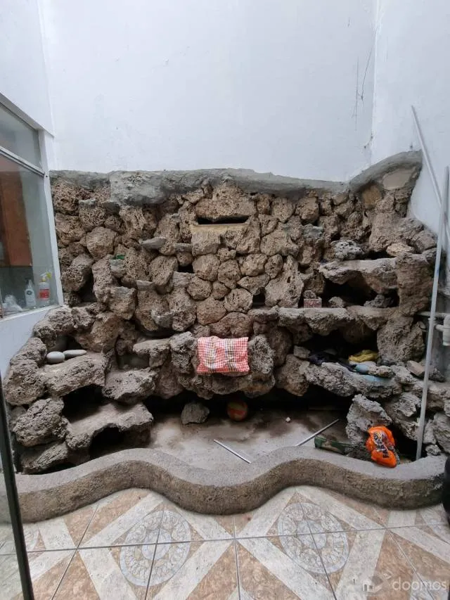 Amplia Casa en Venta en Los Olivos — foto 2