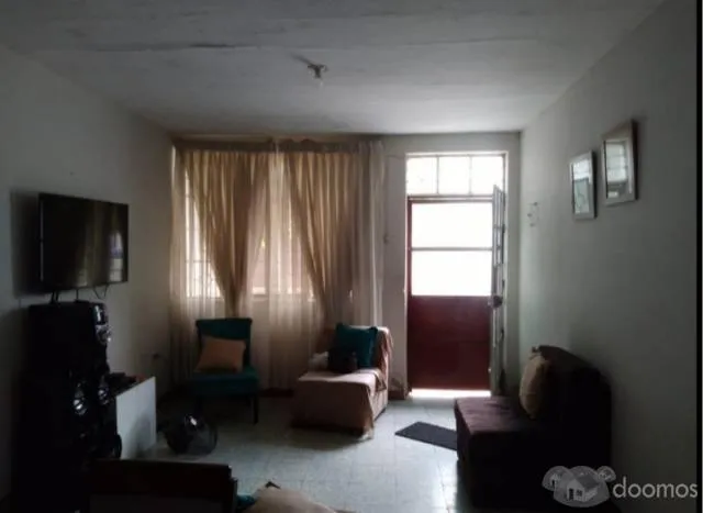 Venta Casa- Oportunidad de Vivir en Zona Residencial - 2