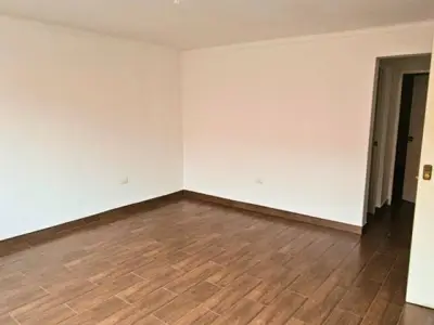 Vendo acogedor y funcional departamento de 1 dormitorio en Cercado de Lima a pocas cuadras de Plaza 2 de Mayo – Precio $53 mil dólares