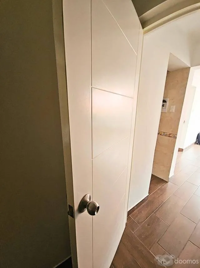 Vendo acogedor y funcional departamento de 1 dormitorio en Cercado de Lima a pocas cuadras de Plaza 2 de Mayo – Precio $53 mil dólares — foto 7