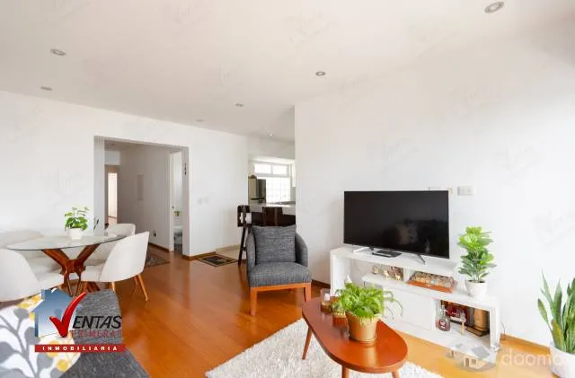 VENTA DE MODERNO DEPARTAMENTO EN SAN ISIDRO, URB. COUNTRY CLUB — foto 2