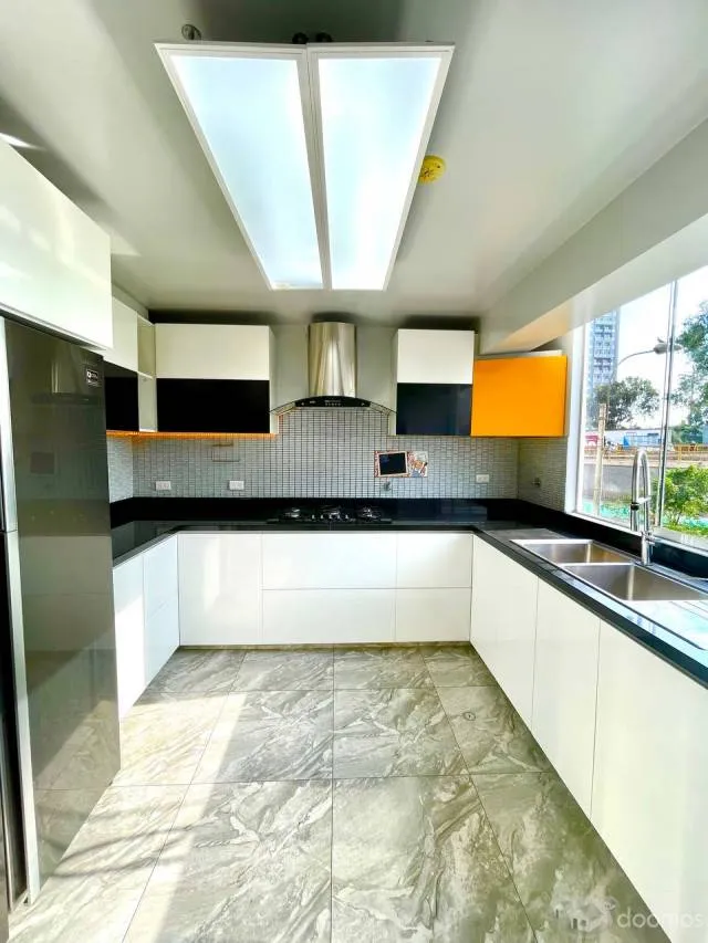 URGENTE Departamento en SURCO en Venta - 3 Habitaciones, estacionamiento y depósito — foto 8