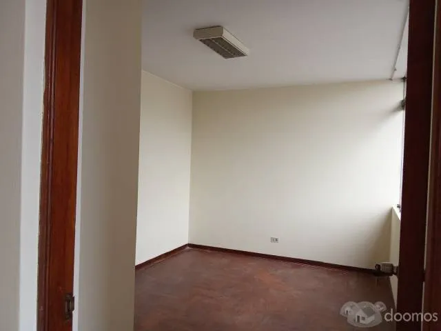 Oficina comercial en alquiler - 2