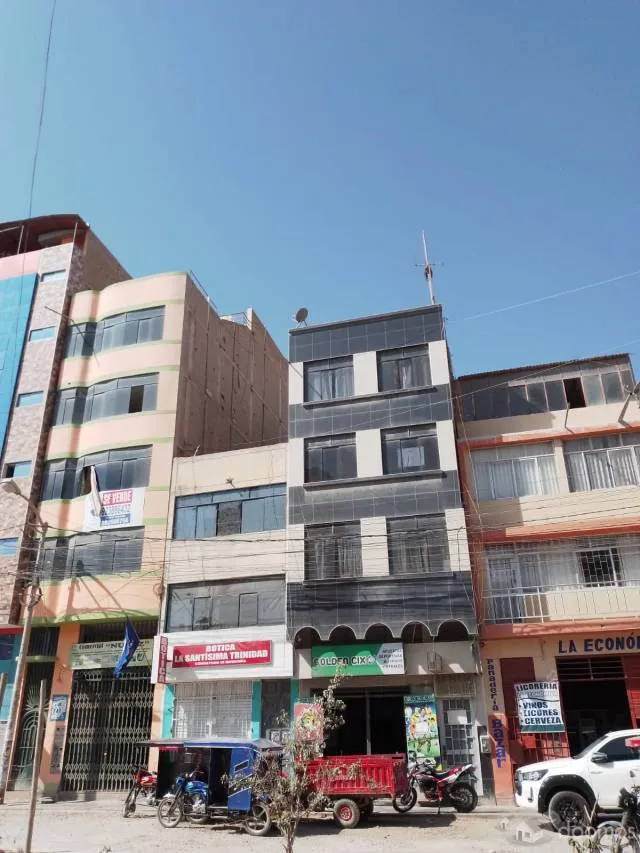 Edificio de 5 pisos - 3