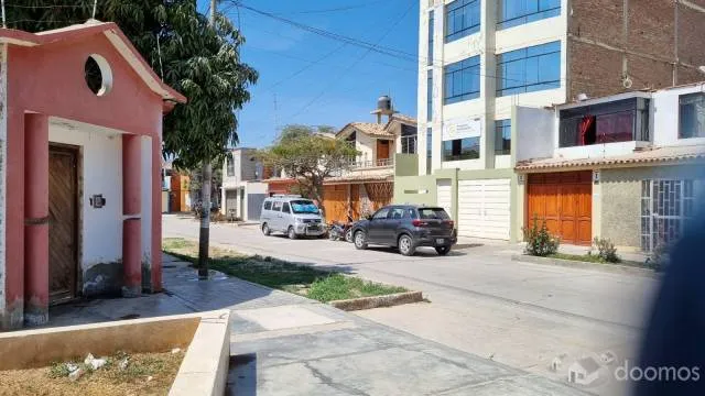 Ubicación! Casa Residencial /Profesional en Zona de Clínicas - Los Libertadores - 3