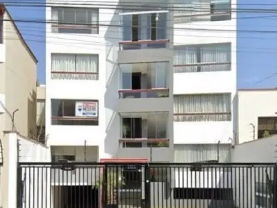ALQUILER DE DUPLEX, BUENA DISTRIBUCION E IDEAL PARA VIVIR COMODAMENTE