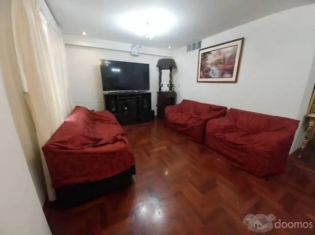 vendo departamento URB.El Golf - 3