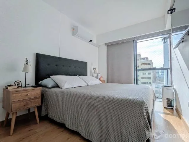 VENTA DE HERMOSO DPTO EN LA MEJOR ZONA DE MIRAFLORES, AV. LA PAZ A 2 CUADRAS DE AV LARCO. IDEAL PARA VIVIENDA O AIR BNB — foto 4