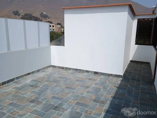 Alquilo Dpto 2 Dorm. en Urb. La Capilla La Molina. 4to piso, 1 baño, patio, lavandería, frente a parque. Zona tranquila. — foto 8