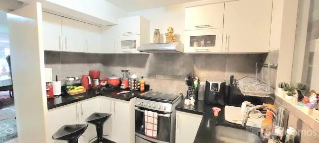 VENTA ACOGEDOR DEPARTAMENTO  EN CASUARINAS BAJA – SANTIAGO DE SURCO — foto 3